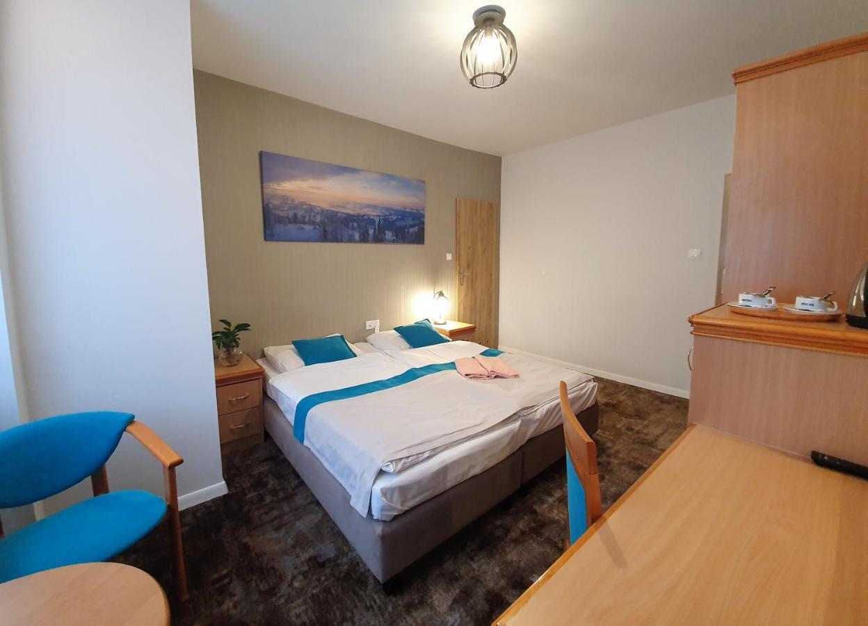 Hotel Gosciniec Pod Skrzycznem Szczyrk Exteriér fotografie